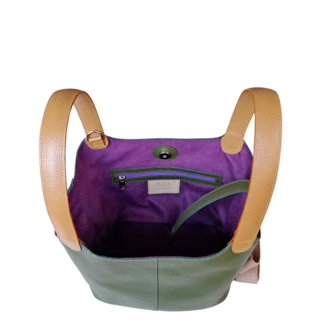 Bolso en cuero color verde aceituna vista interior