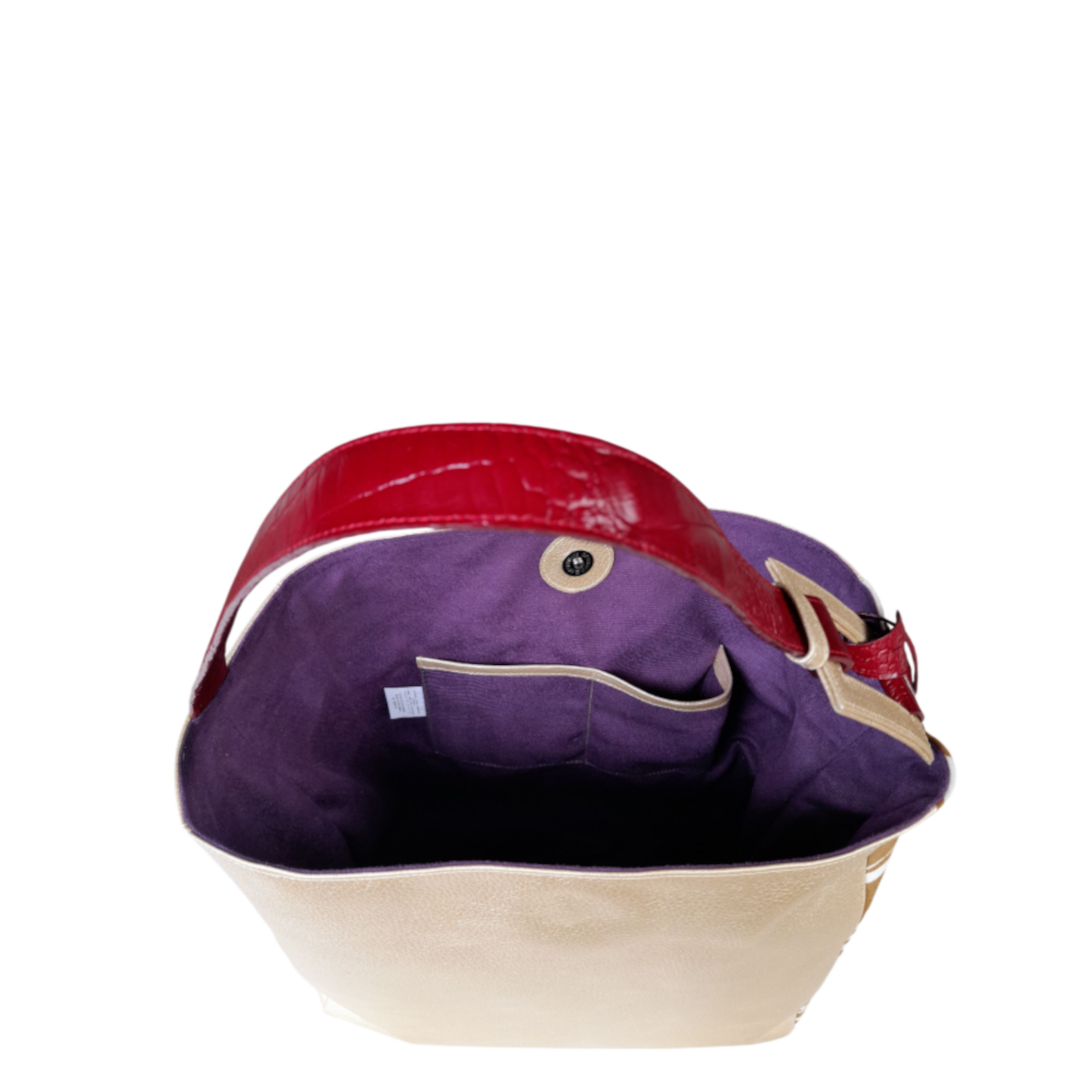 Bolso en cuero para mujer en color oro y cebra vista interna