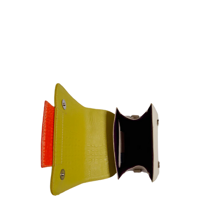 Bolso en cuero para mujer color verde limon parte interna